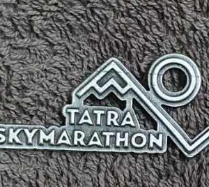Pin z logo Tatra Skymarathon